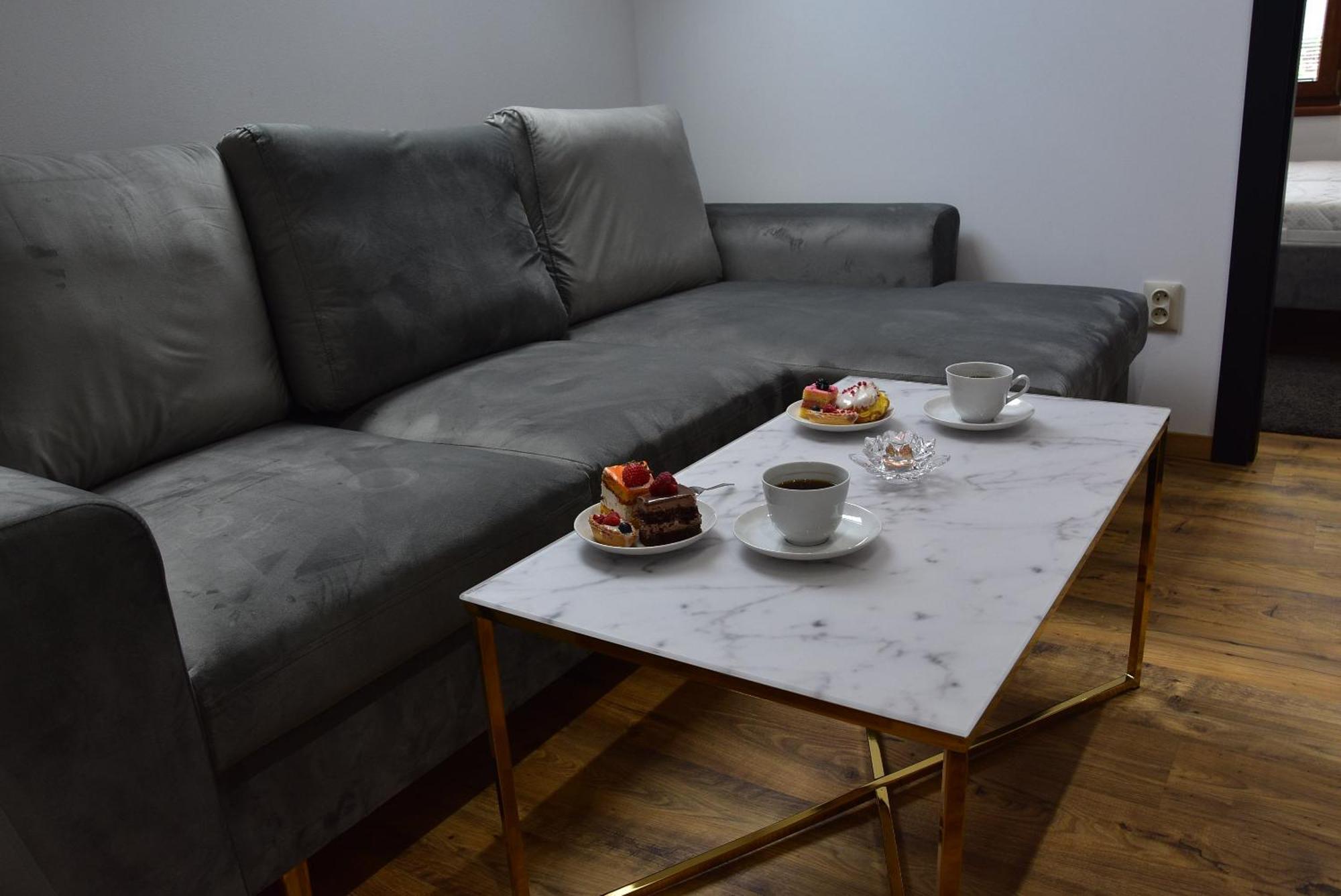 Apartmany Zakovce & Spa 韦尔卡鲁穆尼卡 外观 照片